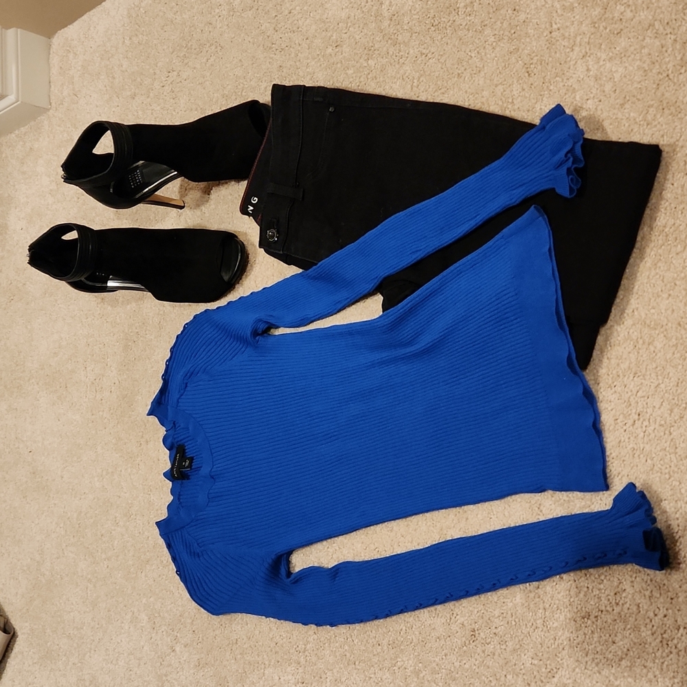 Ann Taylor Ribbed Ruffle Cuff Crew Neck Sweater